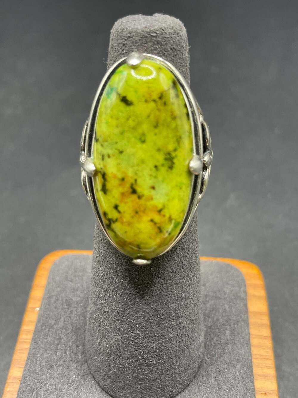 Vintage Sterling Silver 925 Oval-Shaped Atlantisite Stone Band Ring Size 5
